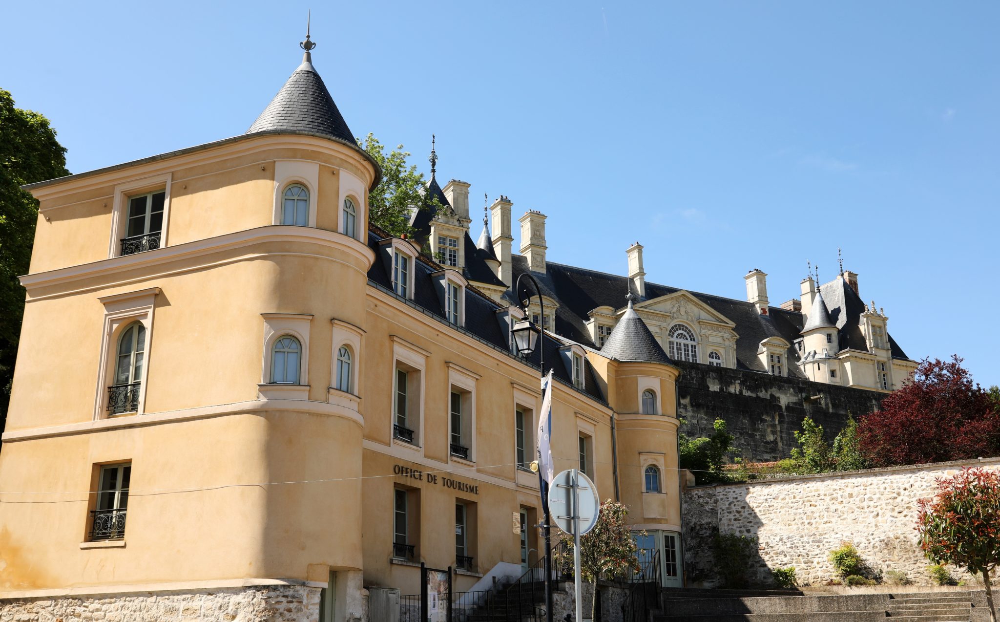 Écouen Tourist Information Office