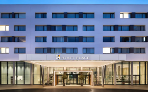 hyatt place façade