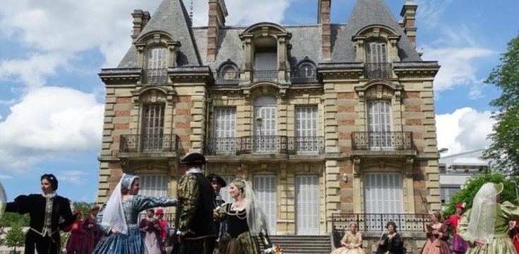 Coup de théâtre ! Le destin d&rsquo;une duchesse au Château d&rsquo;Écouen