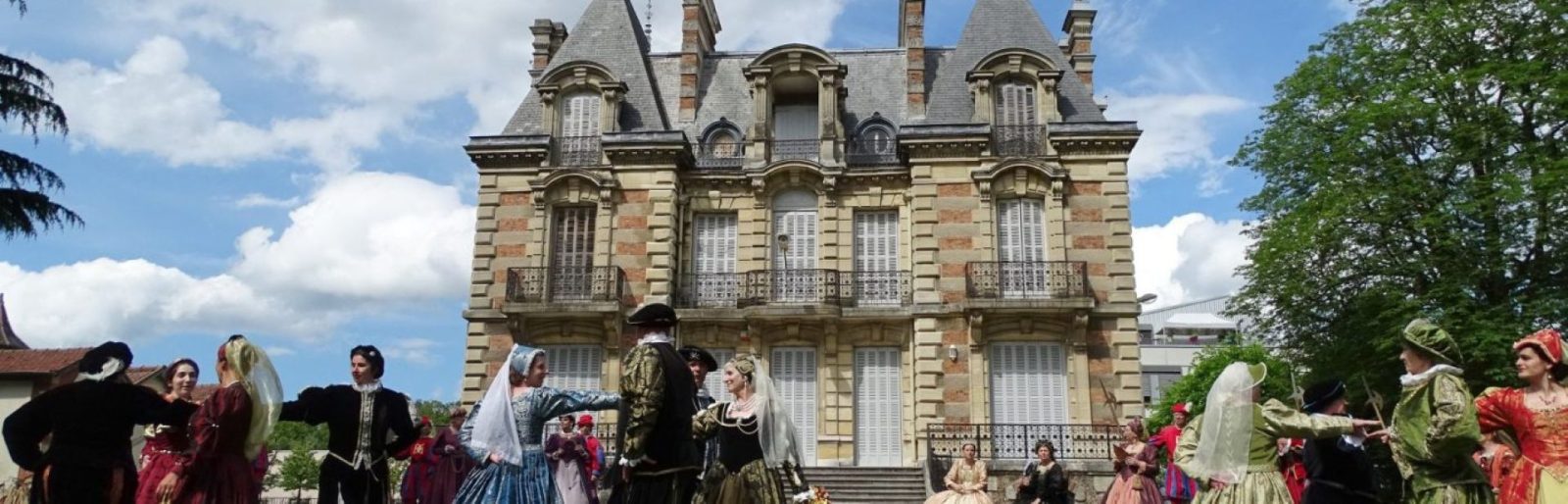 Coup de théâtre ! Le destin d&rsquo;une duchesse au Château d&rsquo;Écouen