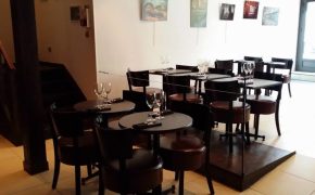 Madame est servie, Roissy-en-France