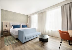 Studio Lit King Size