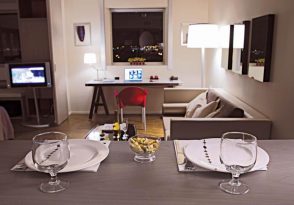 Standing Hôtel Suites