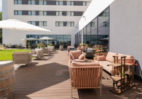 Le Restaurant Palm – Holiday Inn Paris CDG Airport