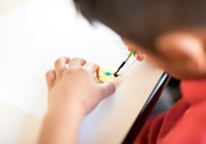 Atelier jeunes archéos : à la mode de Clovis