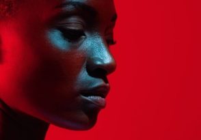Eclat de femmes : Confiance, beauté, et réappropriation de soi