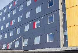 Standing Hôtel Suites