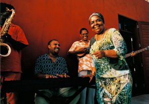 Concert Cesaria Evora Orchestra