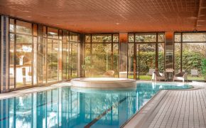 Piscine intérieur chauffée