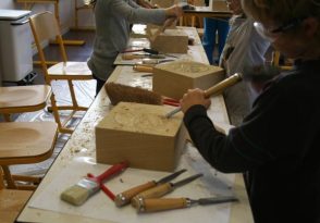 Atelier parents-enfants : taille de pierre