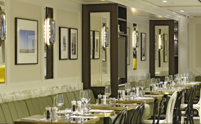 Salle du restaurant The French Taste by Guy Martin