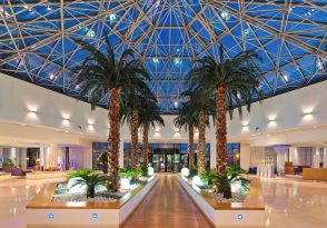 Hall du Novotel Convention & Spa