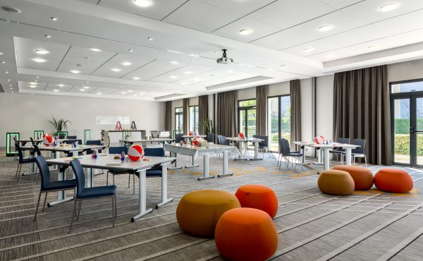 Loft 1-2-3 Meeting imagined Creativity Style Set-up